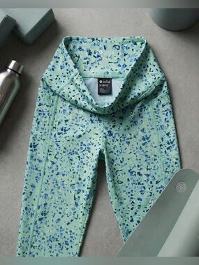 Zella | NWOT girl leggings | M (8/10)